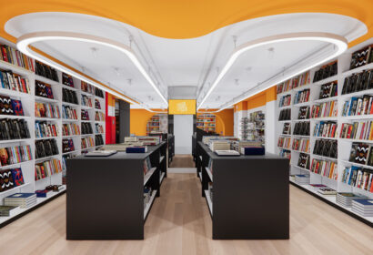 032-25-OUTLET DE LIVRO CENTRO